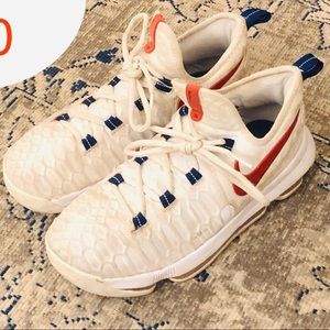 Boys Nike KD Basketball Shoes